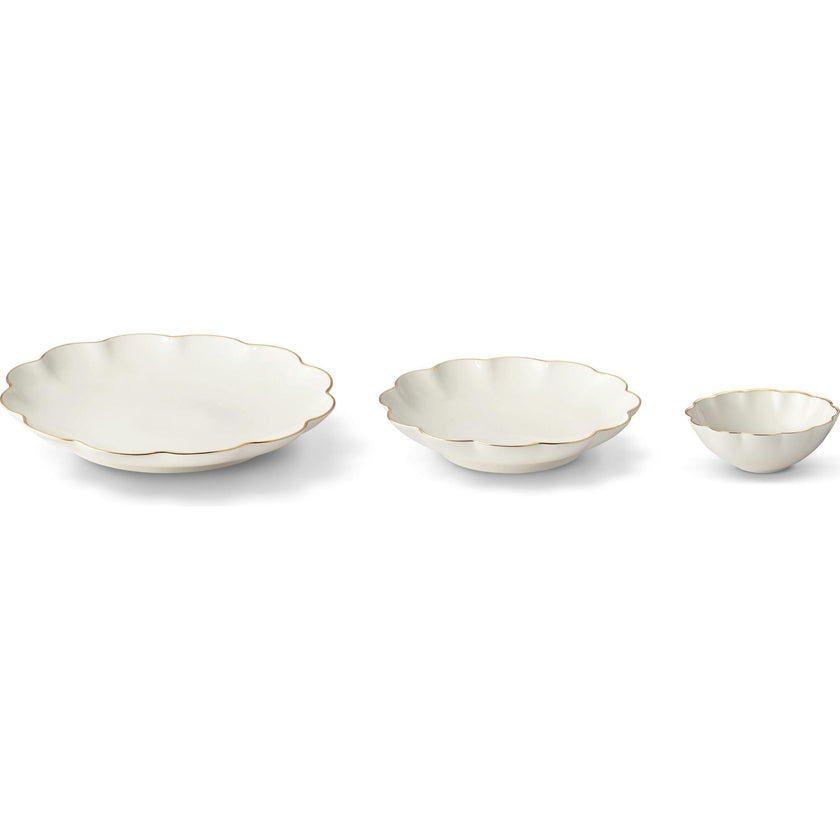 Scalloped Nesting Serving Dishes S/3