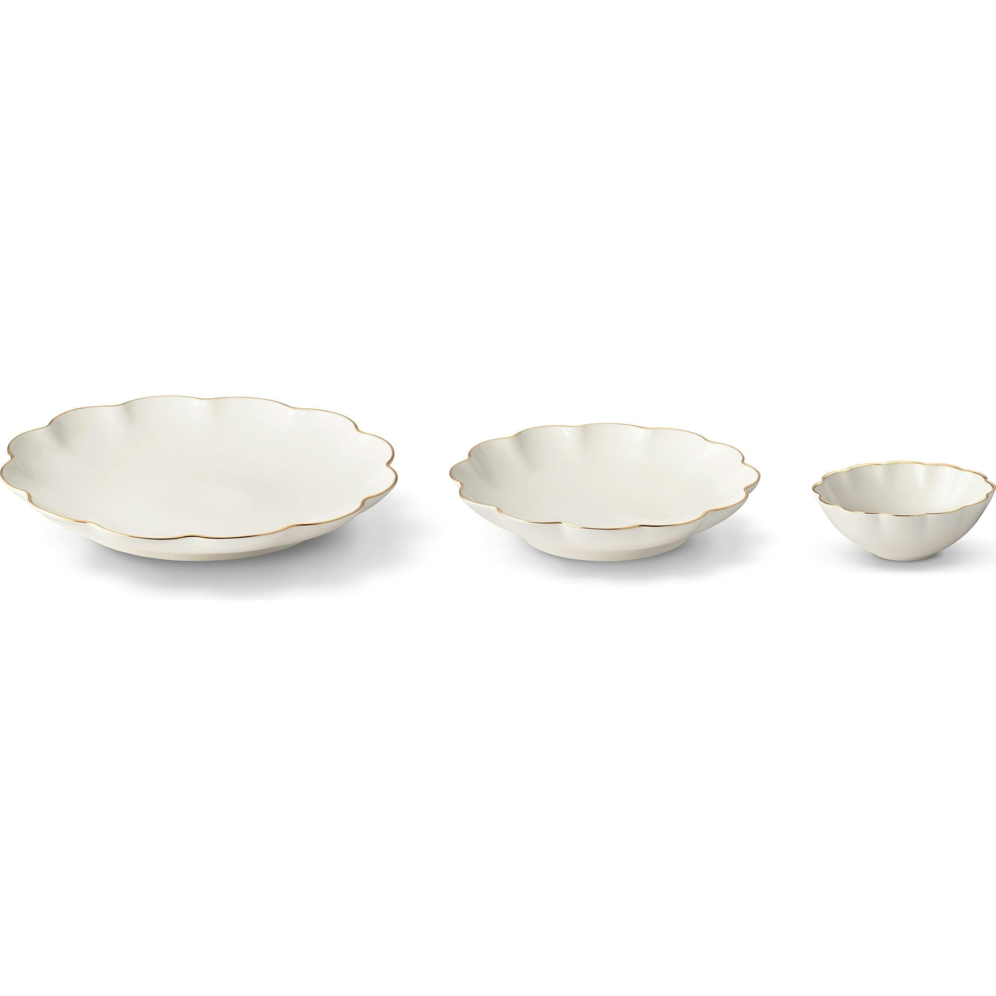 Scalloped Nesting Serving Dishes S/3