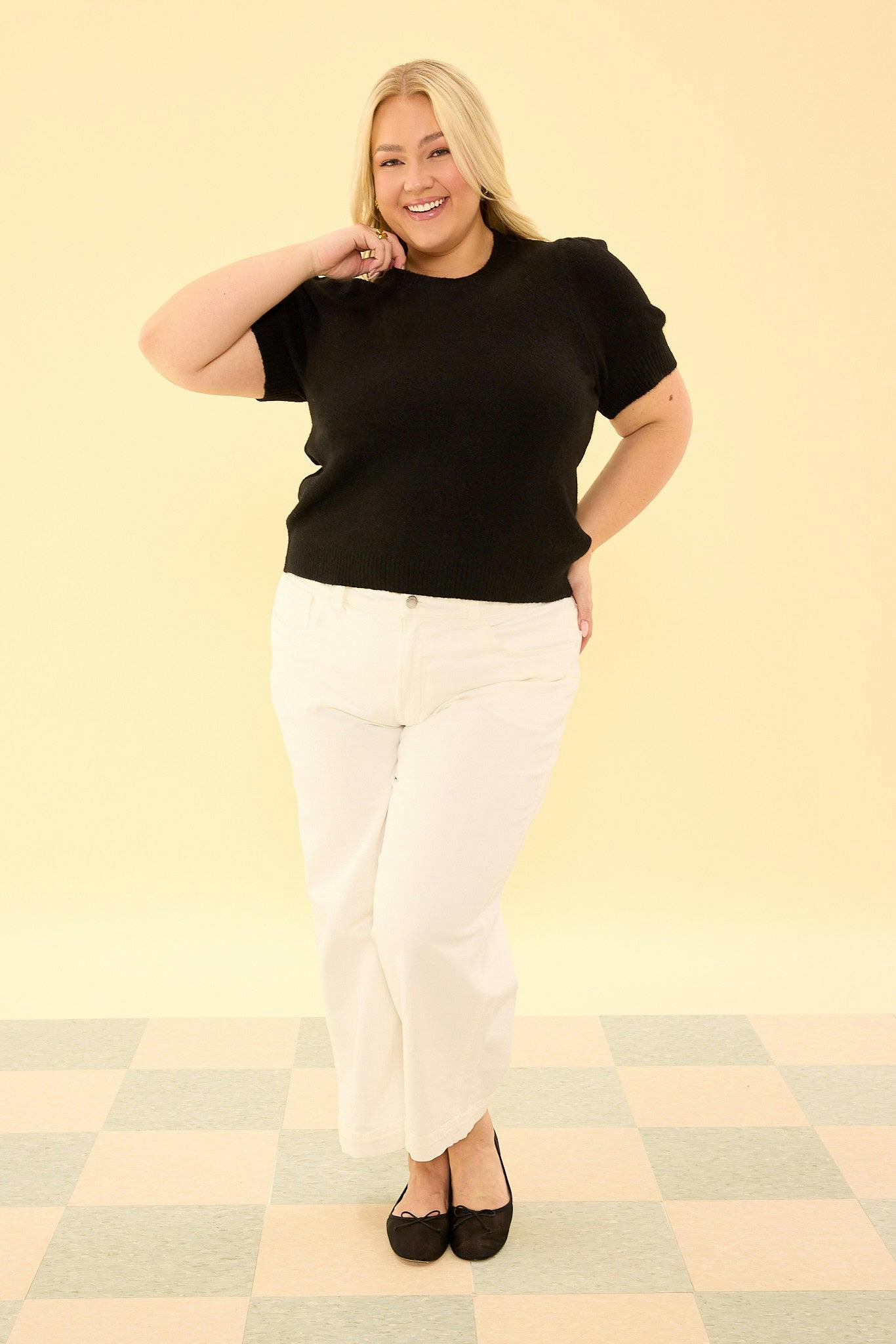 Lila Top in Black