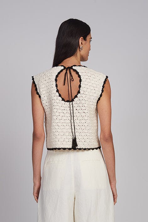 ZARIA CROCHET TOP | IVORY W/ BLACK TIPPING