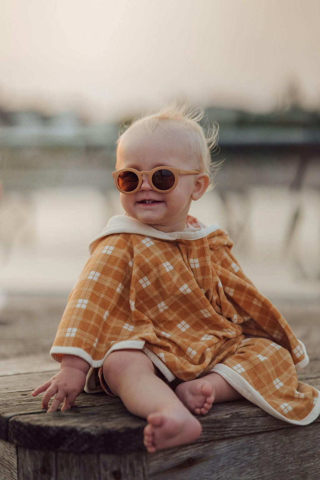 Classic | Sustainable Sunglasses | Plant-Based Bendable Polarized - Baby | 0-2 Y | Buckwheat