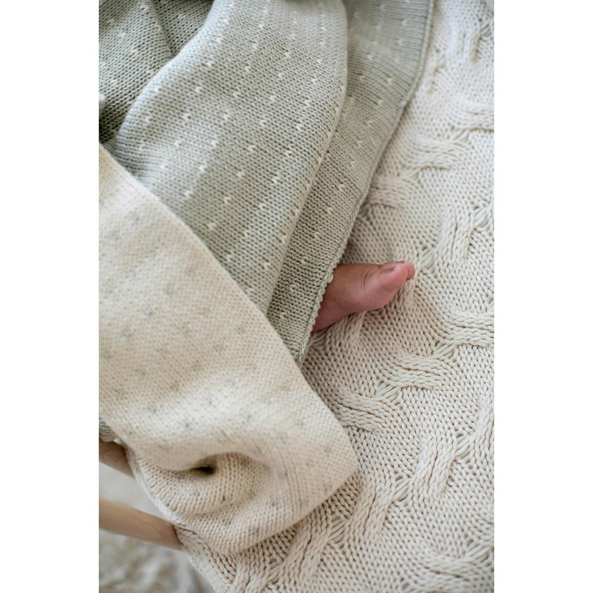 Dainty Dots