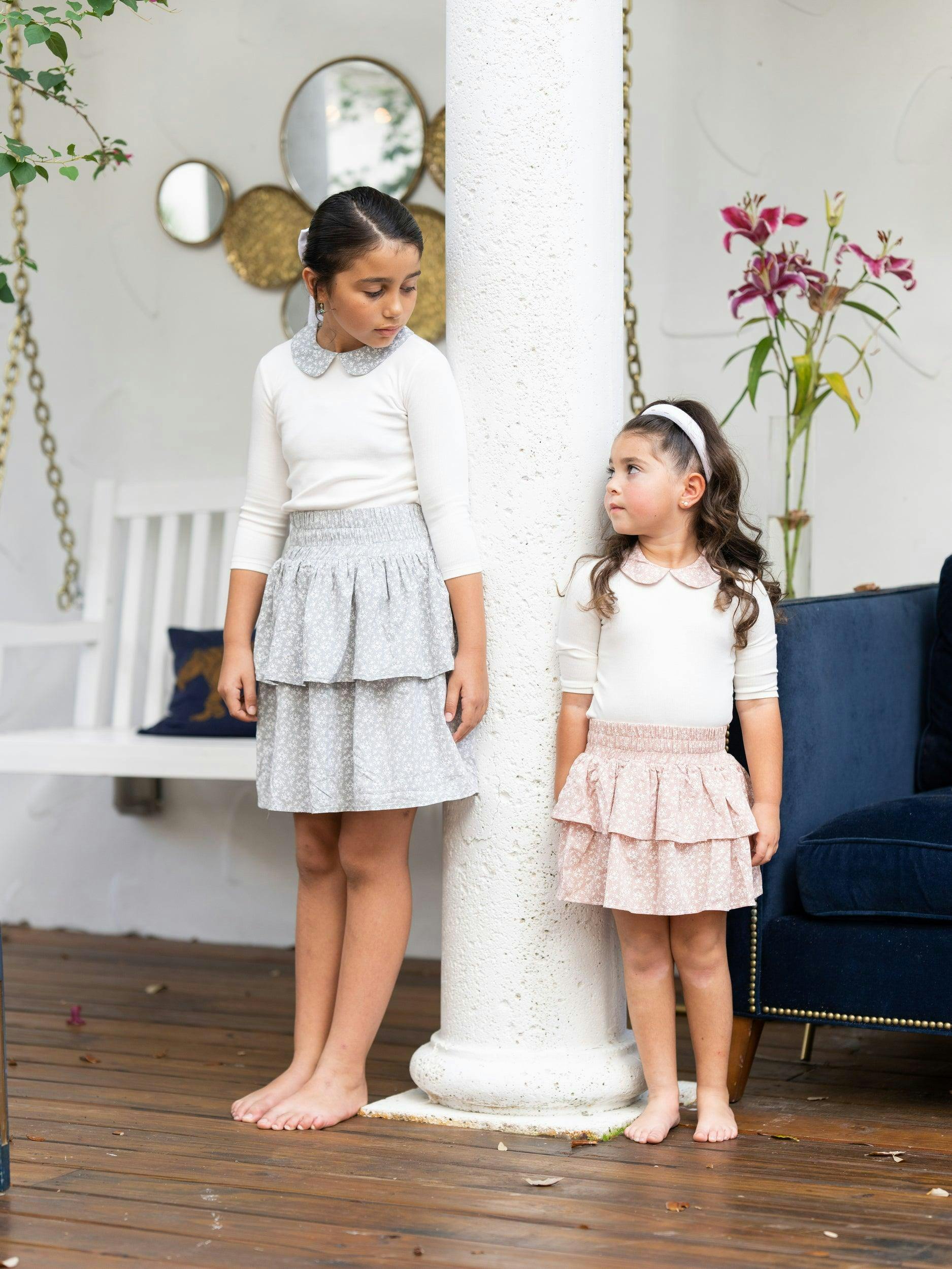 Textured Floral 2-Tired Short Skirt