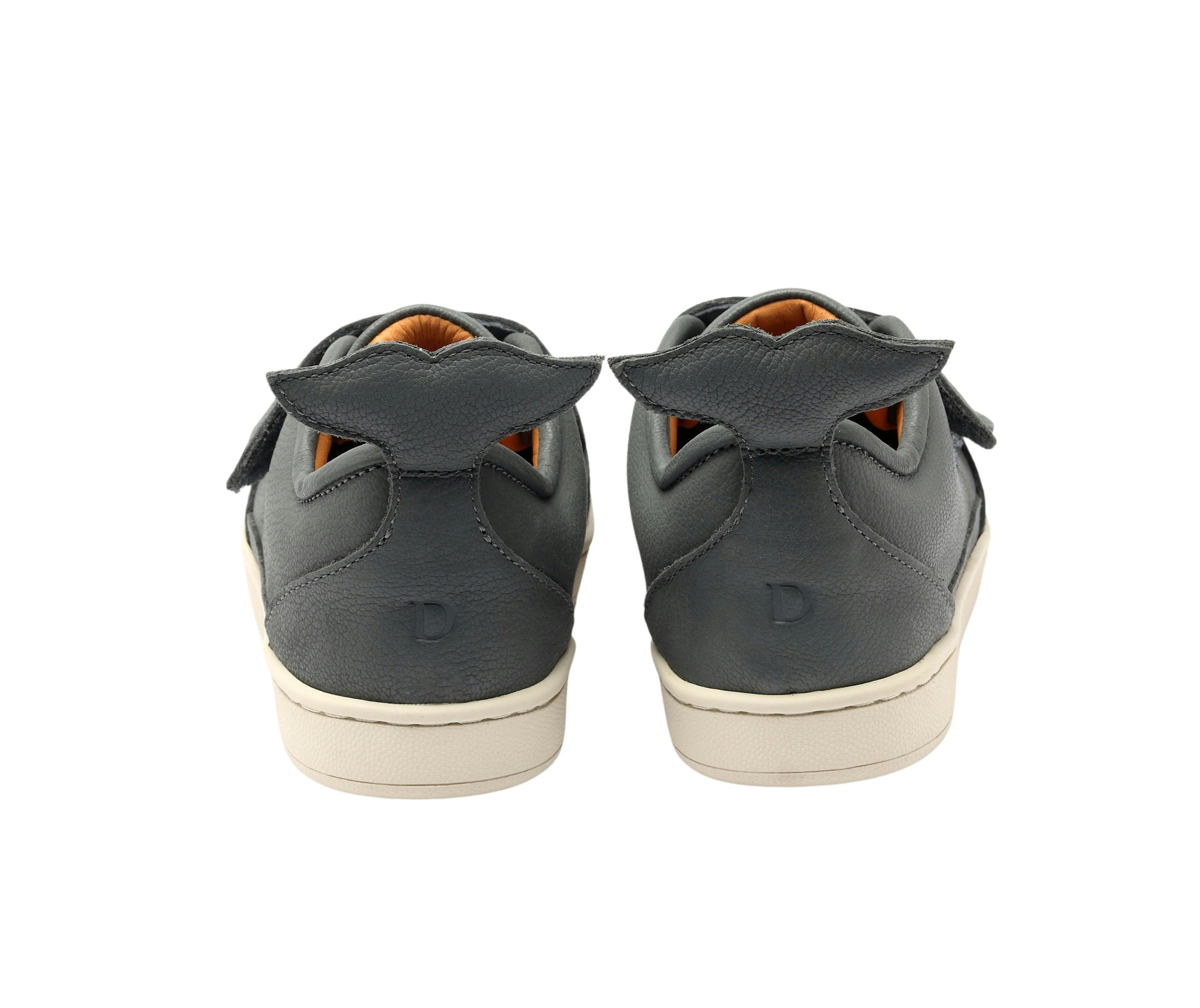 Rian Sneakers | Stellar Blue Leather