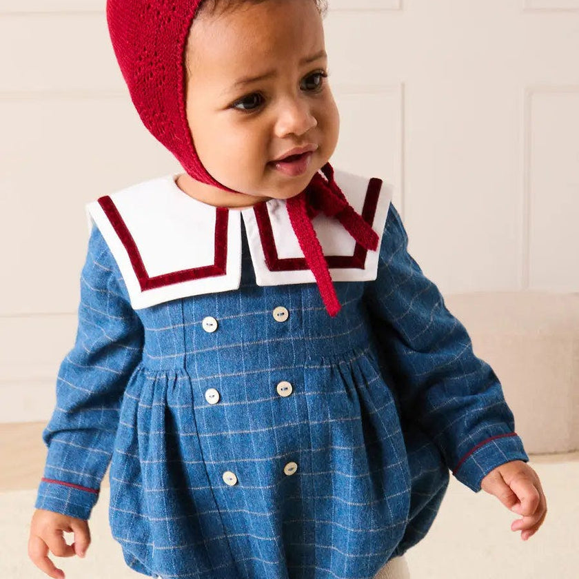 Openwork Bonnet in Burgundy (S-L)