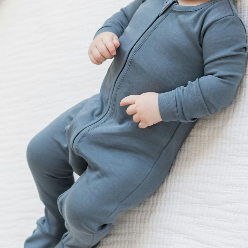 Peyton Zipper Sleeper Wisteria