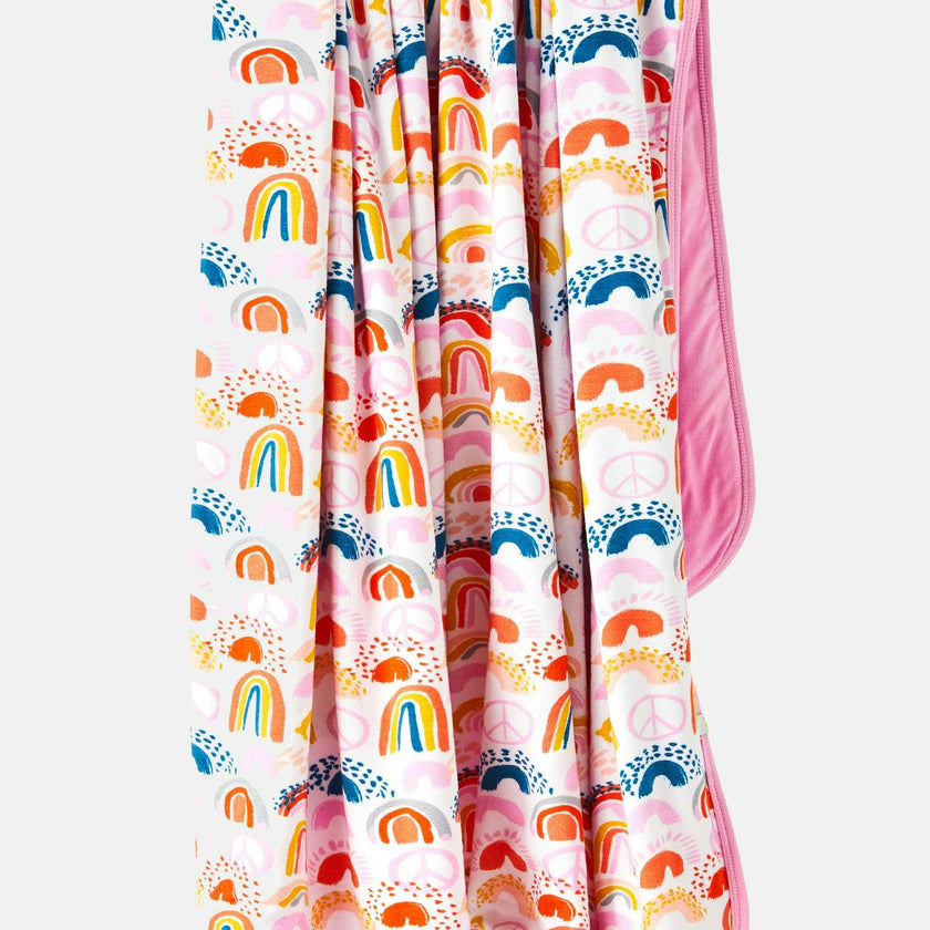 Stretchy Oversized Blanket - Rainbows Pink