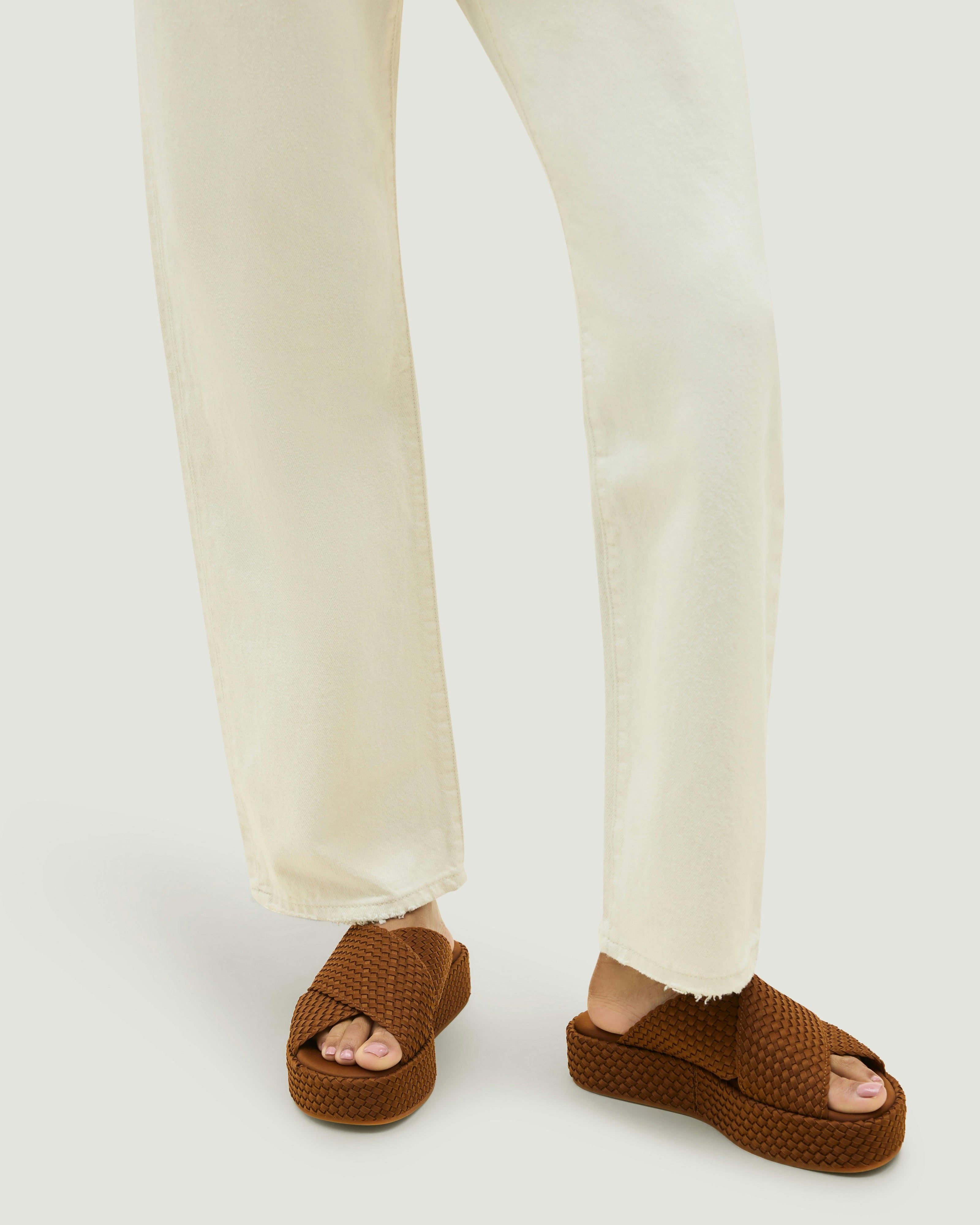 Laguna Platform | Teak