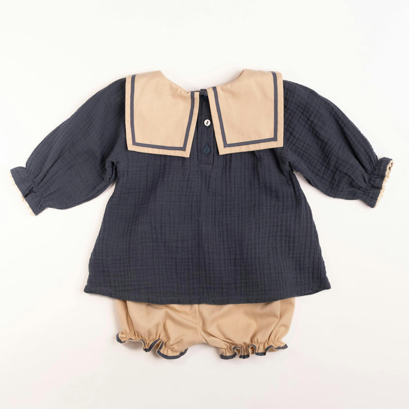 Mariner Belle Set in Navy