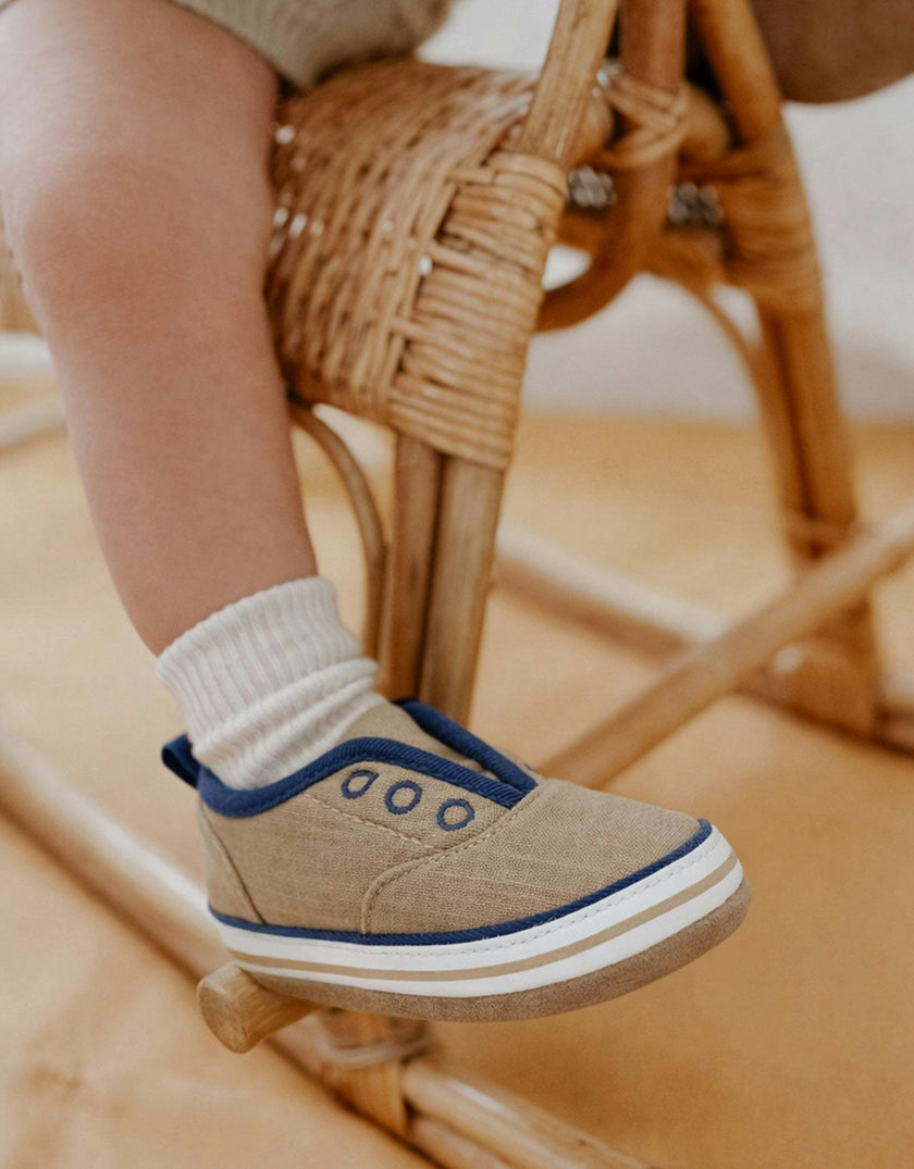 Calder First Kicks in Taupe