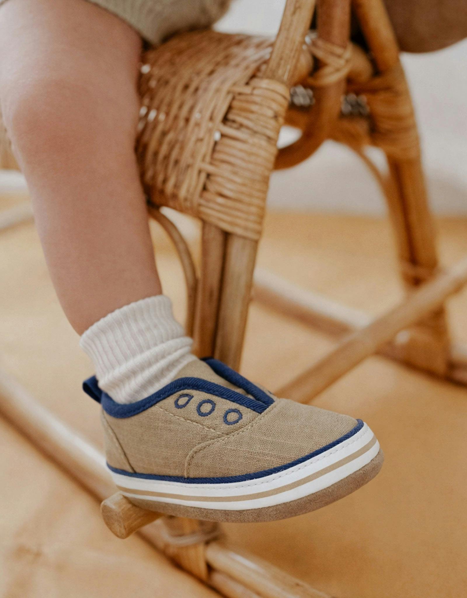 Calder First Kicks in Taupe