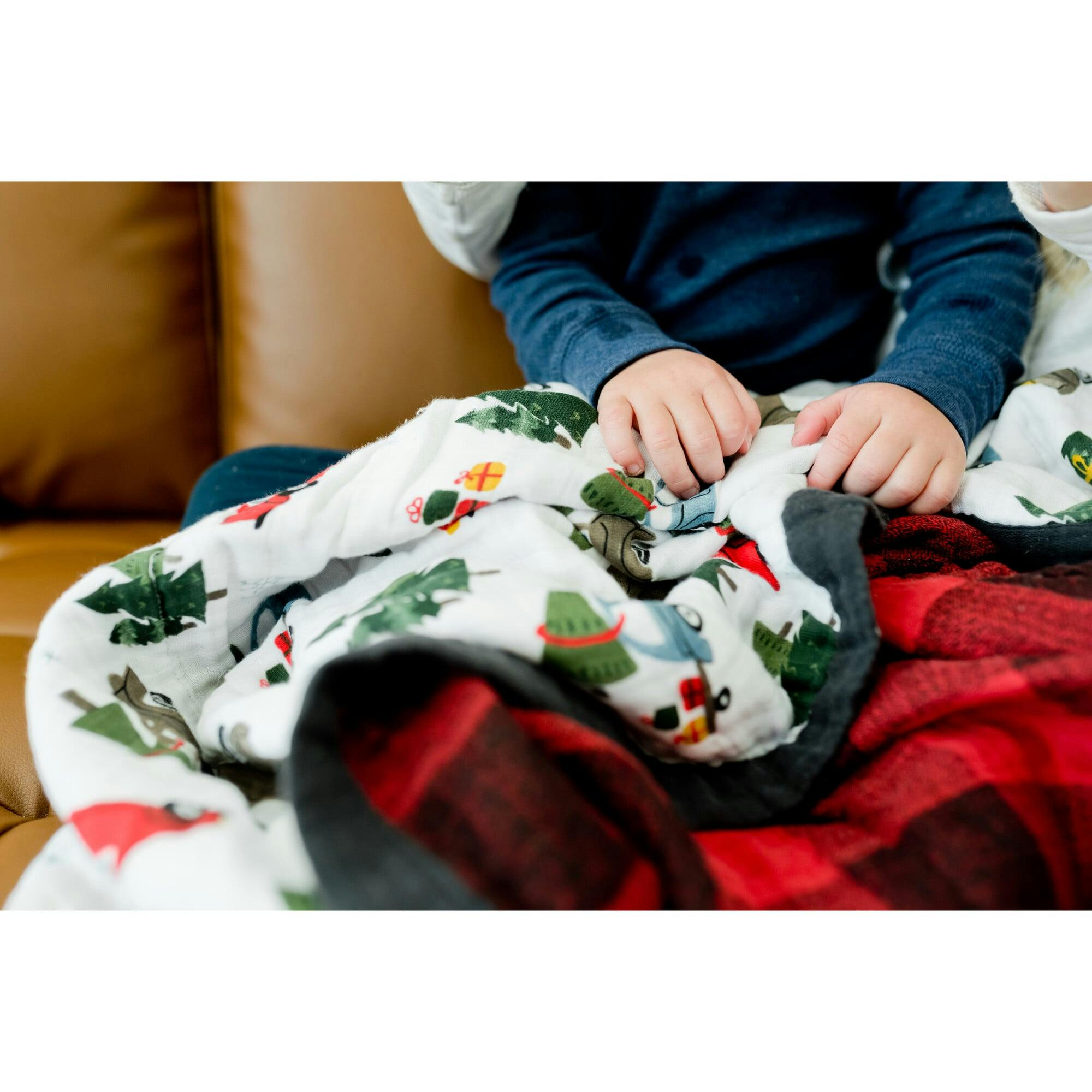 Cotton Muslin Quilted Throw - Holiday Haul