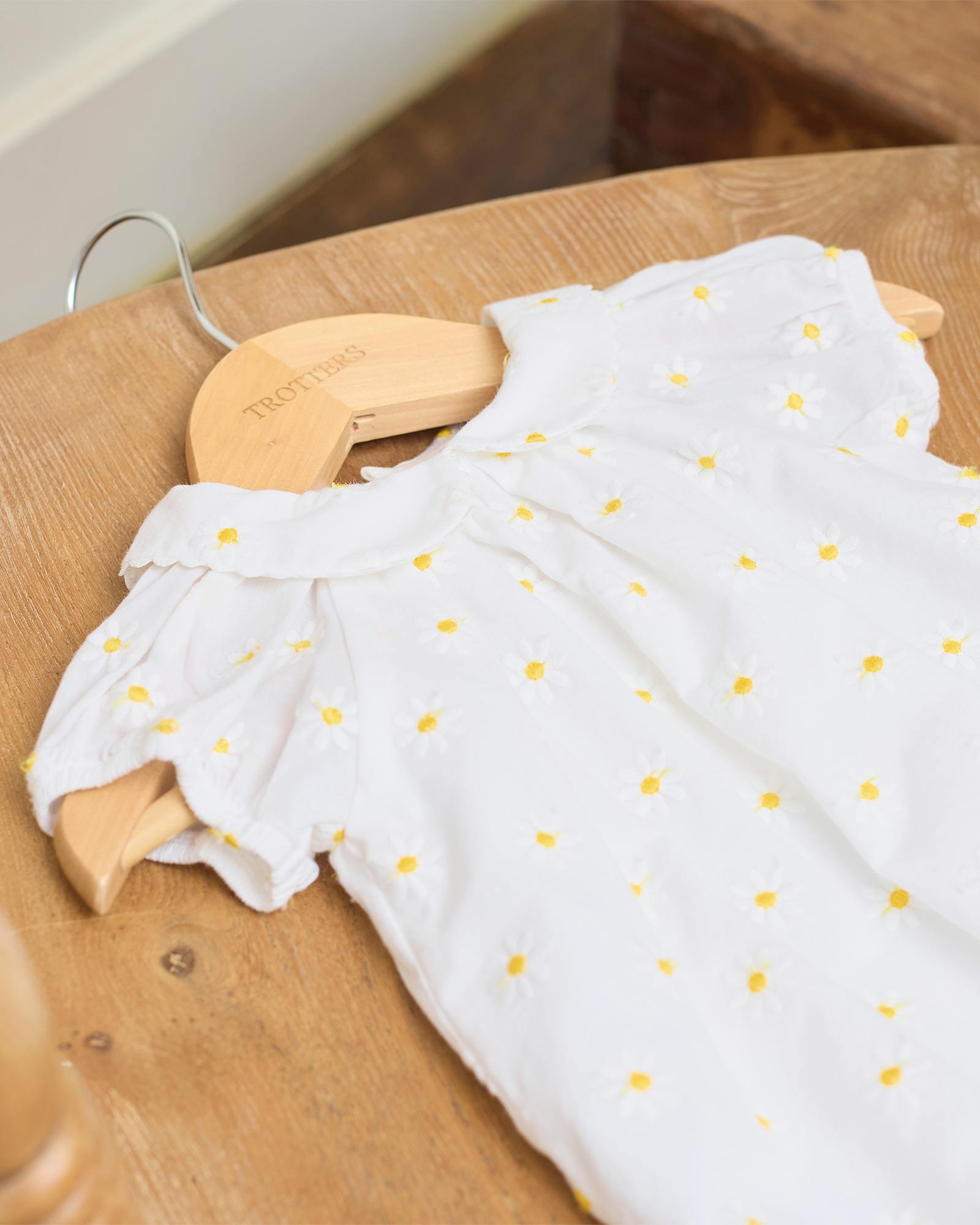 Baby Daisy Bubble