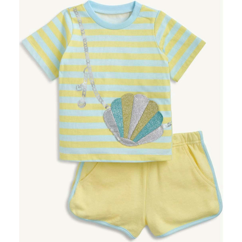 Magnetic Peek-A-Pocket T-Shirt & Shorts Set