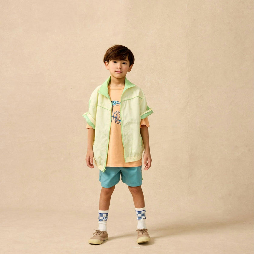 Play Windbreaker in Sunday Print