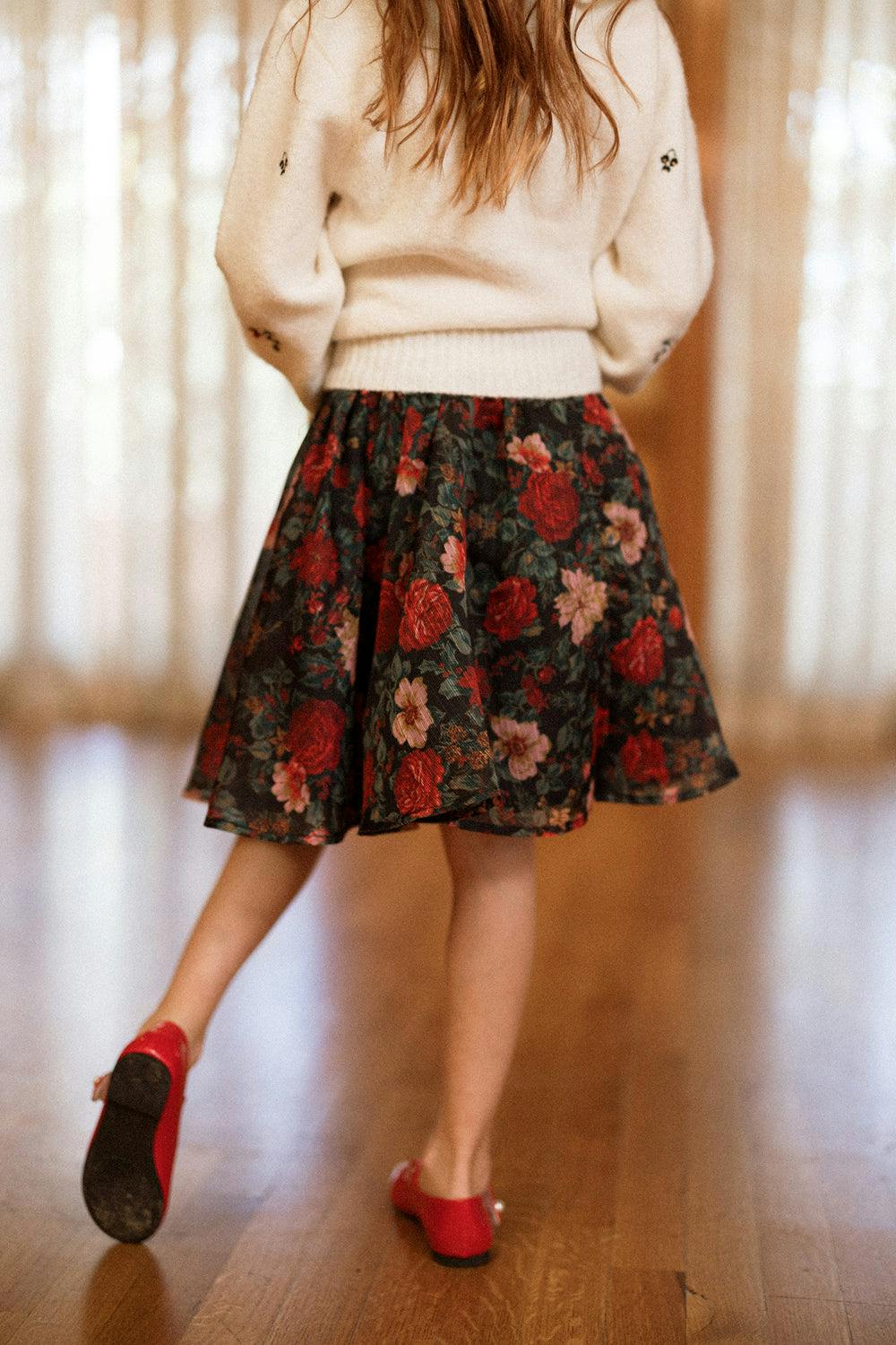 Mini Vanessa Skirt in Moody Christmas Flora