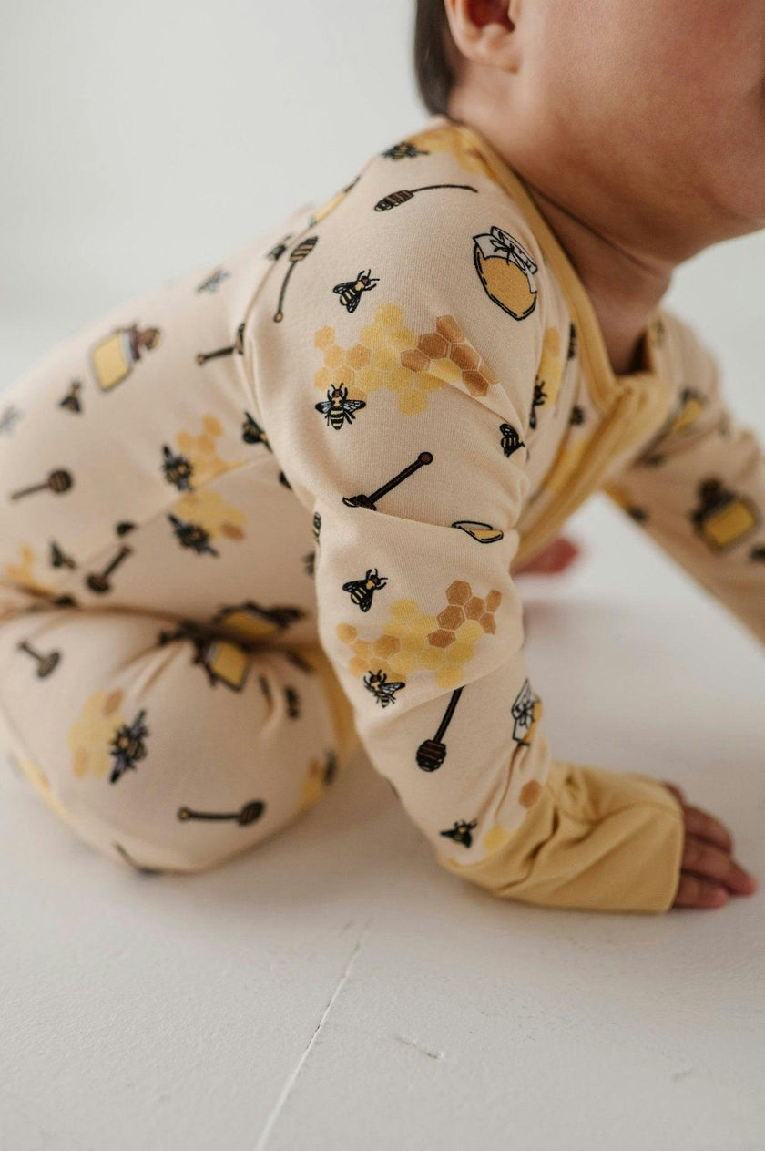 Baby Girl Long Sleeve Zip Romper in Honey Bees
