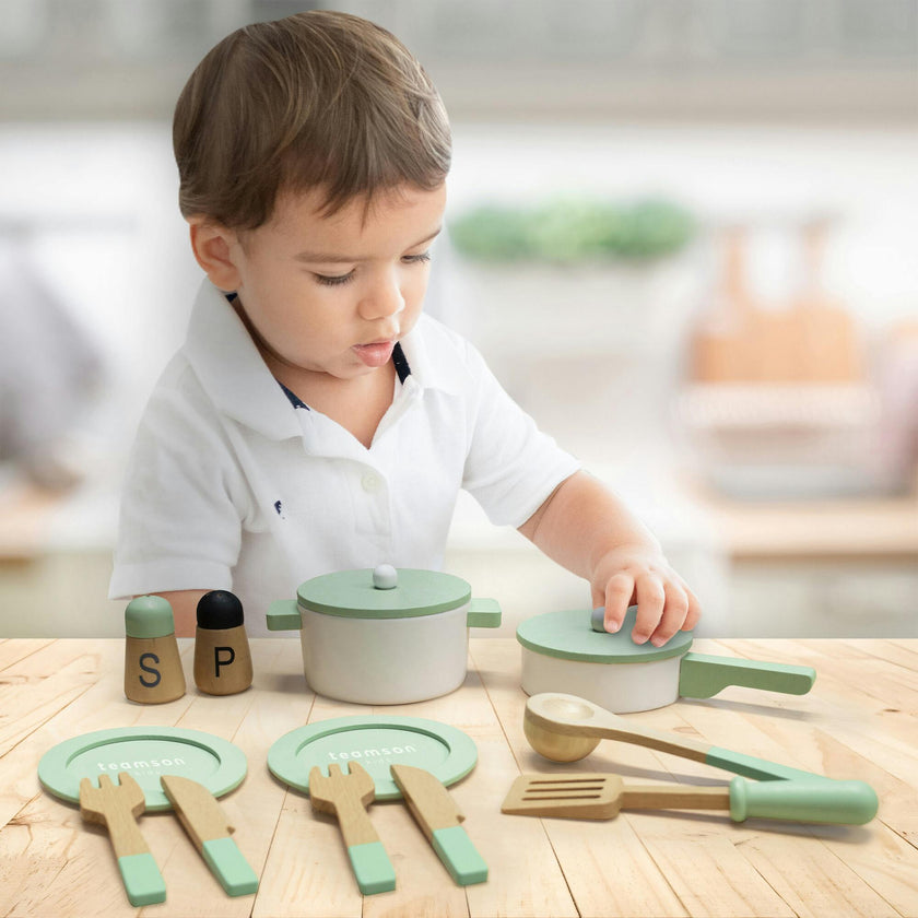 Little Chef Frankfurt Wooden Cookware Accessories
