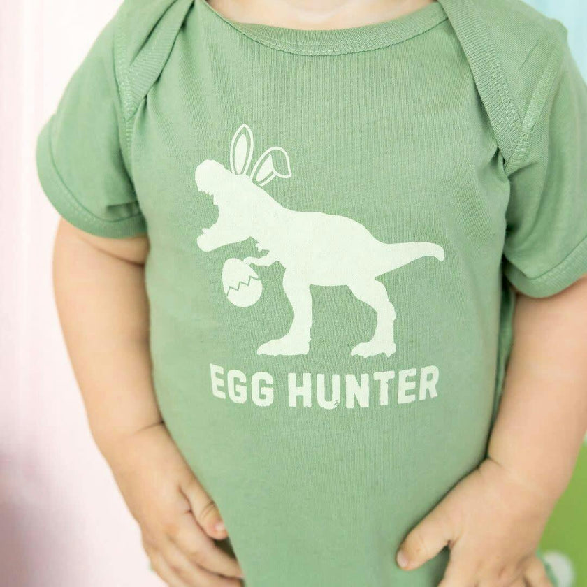 Egg Hunter Easter Short Sleeve Bodysuit