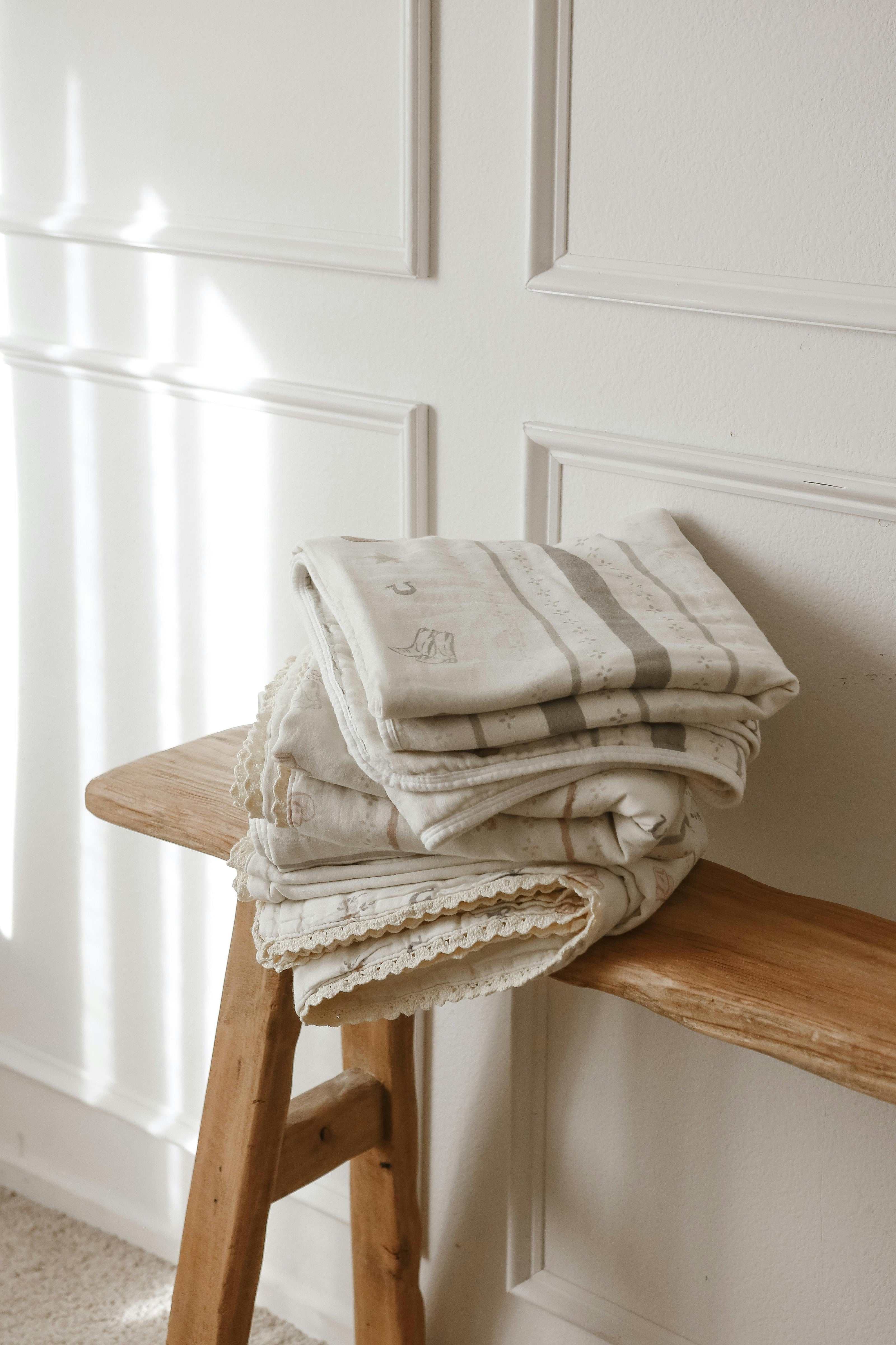 Vintage Country-Cowboy QUILTED 6 Layer Gauze Blanket