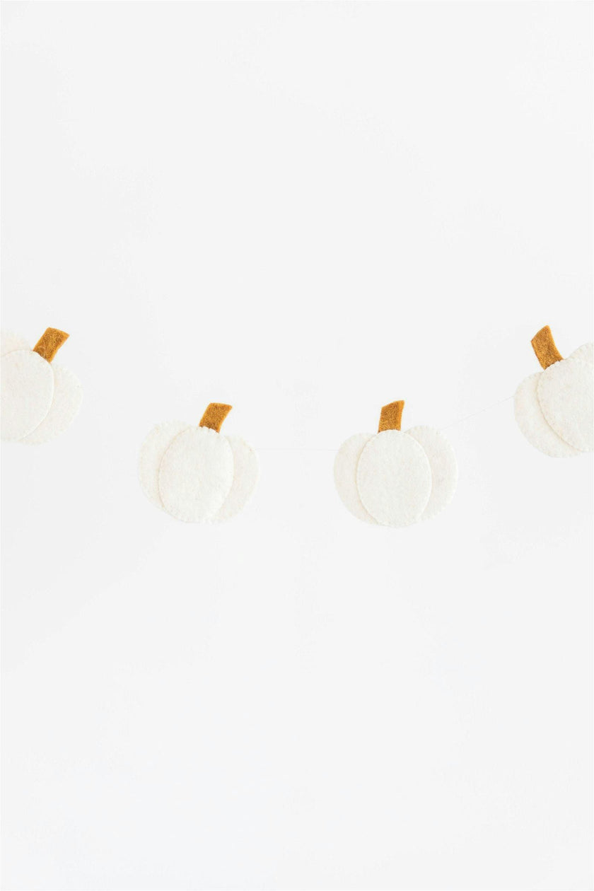 Pumpkin Garland (White)