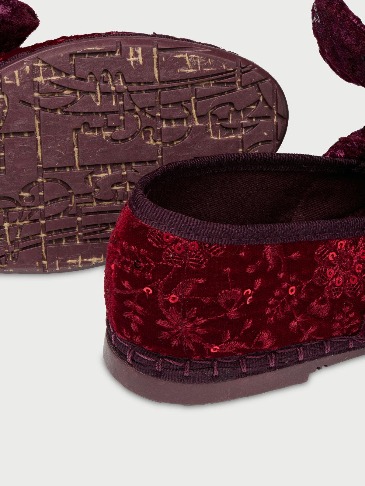 Lyra Sylva Burgundy