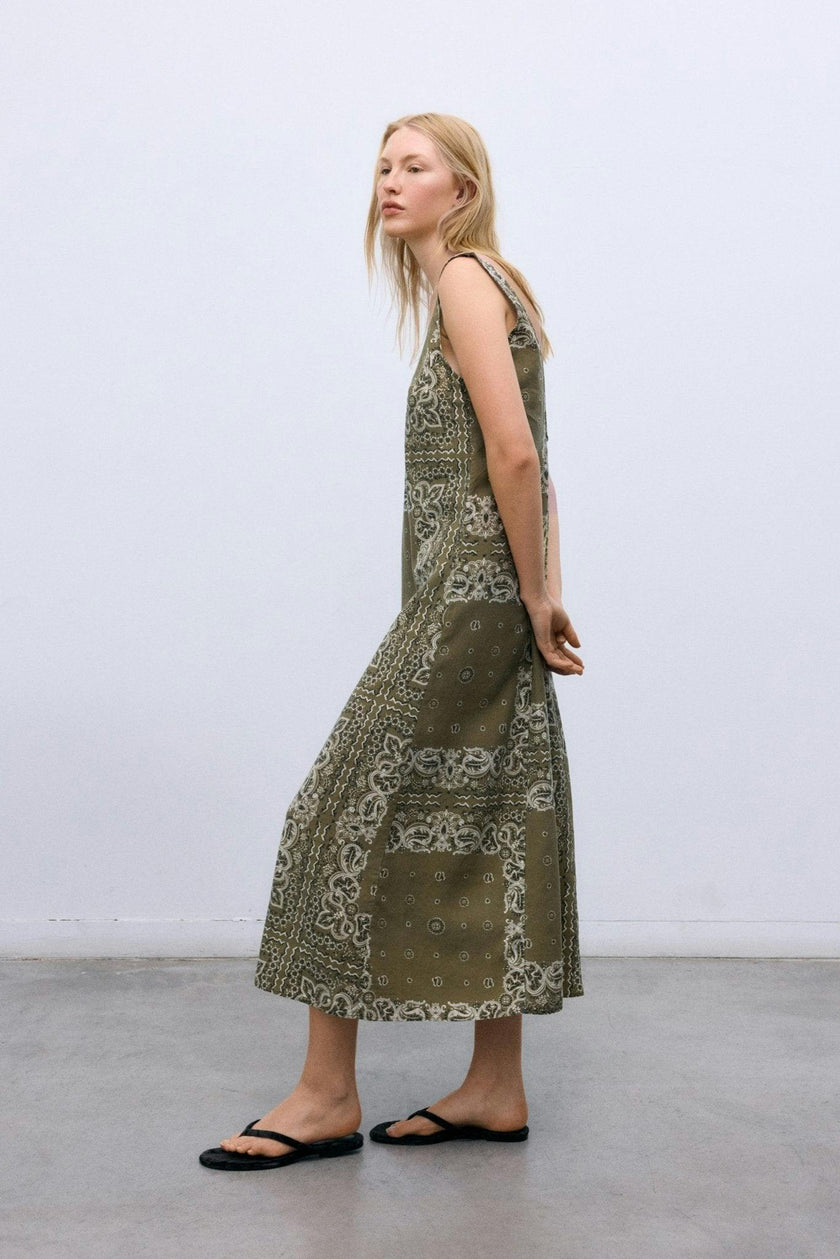 Waterlily Woman Dress Bandana Print