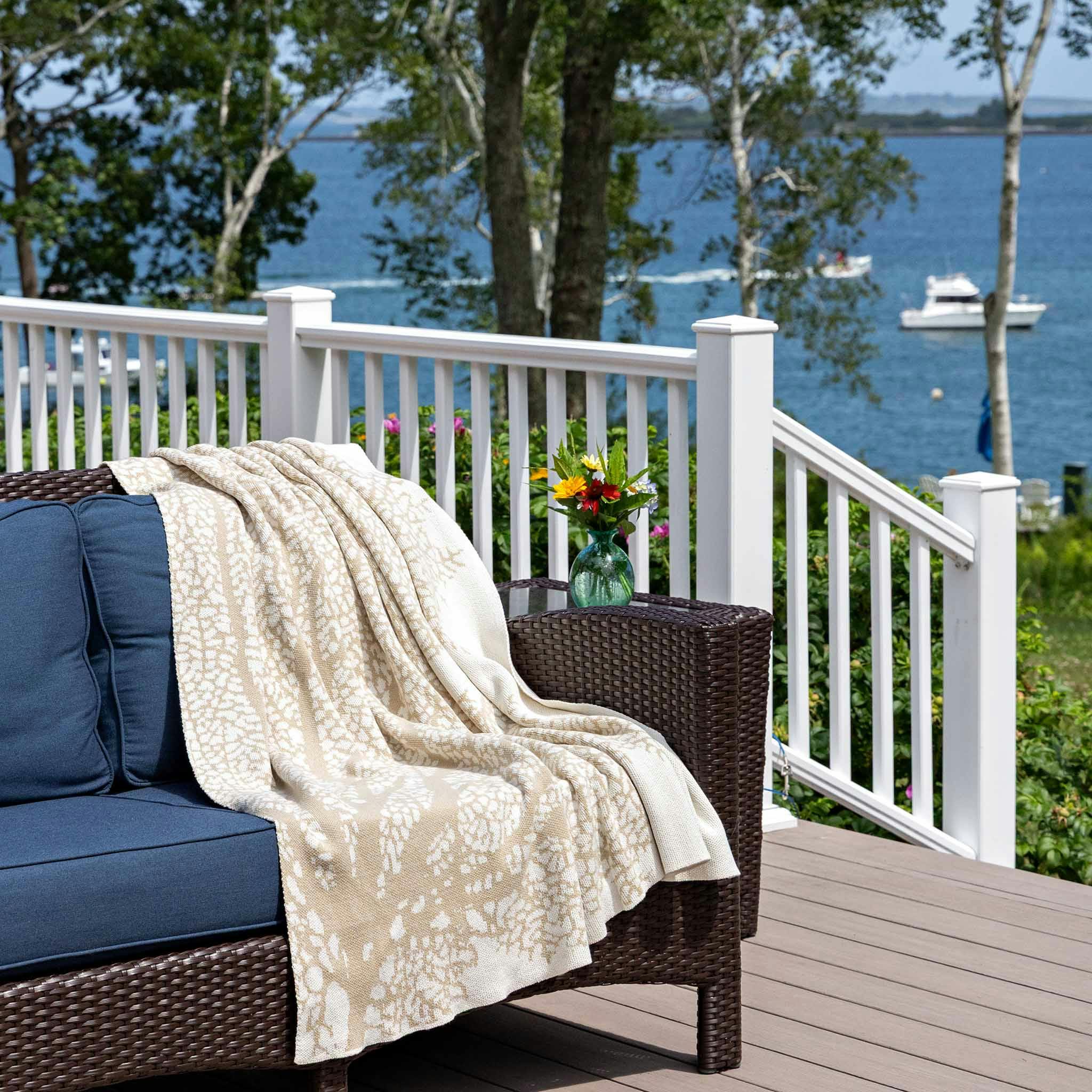 Coral Fan Throw
