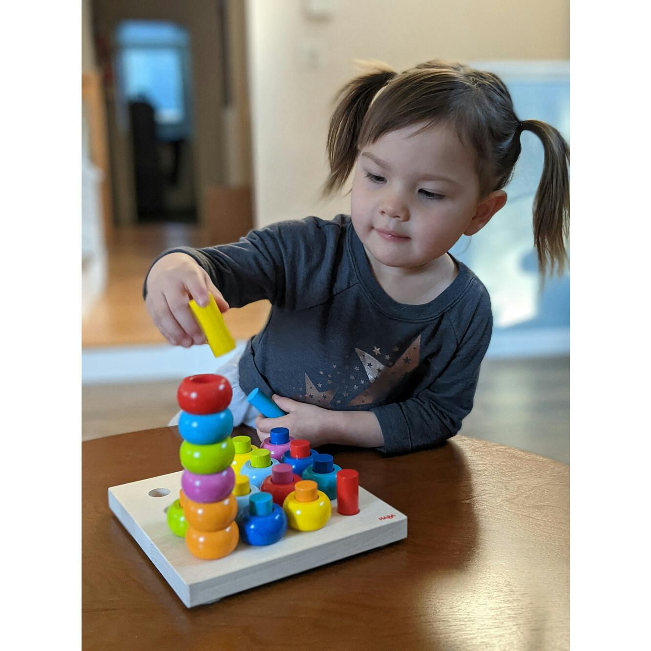 Rainbow Whirls Pegging Game