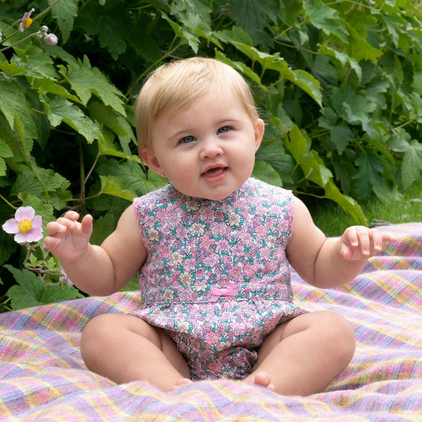 Floral Scalloped Bubble