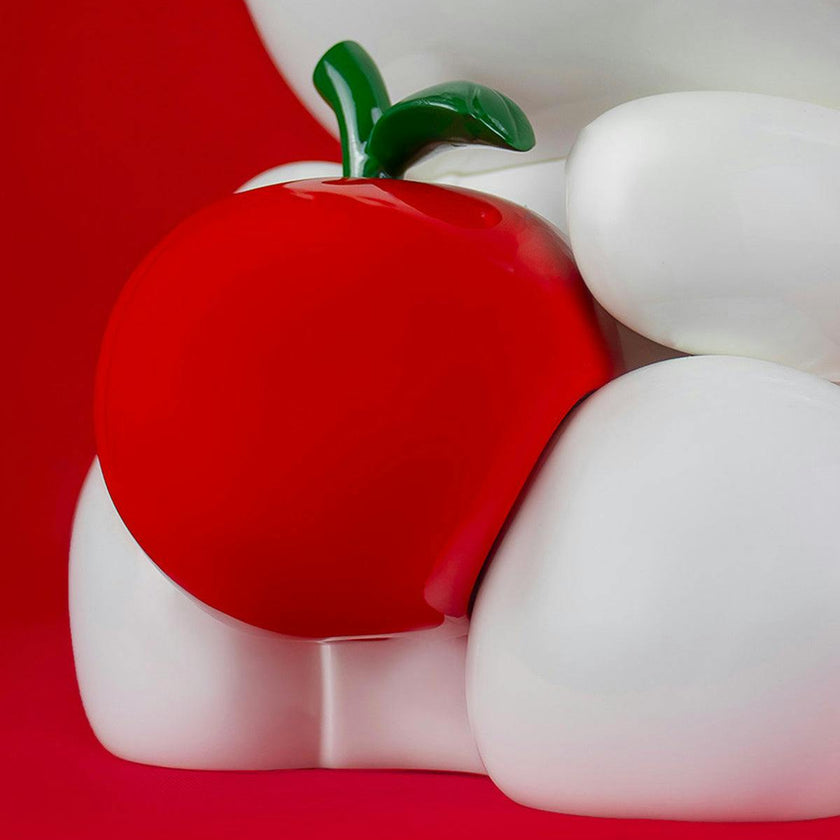 Hello Kitty APPLE White with Red Apple 10in