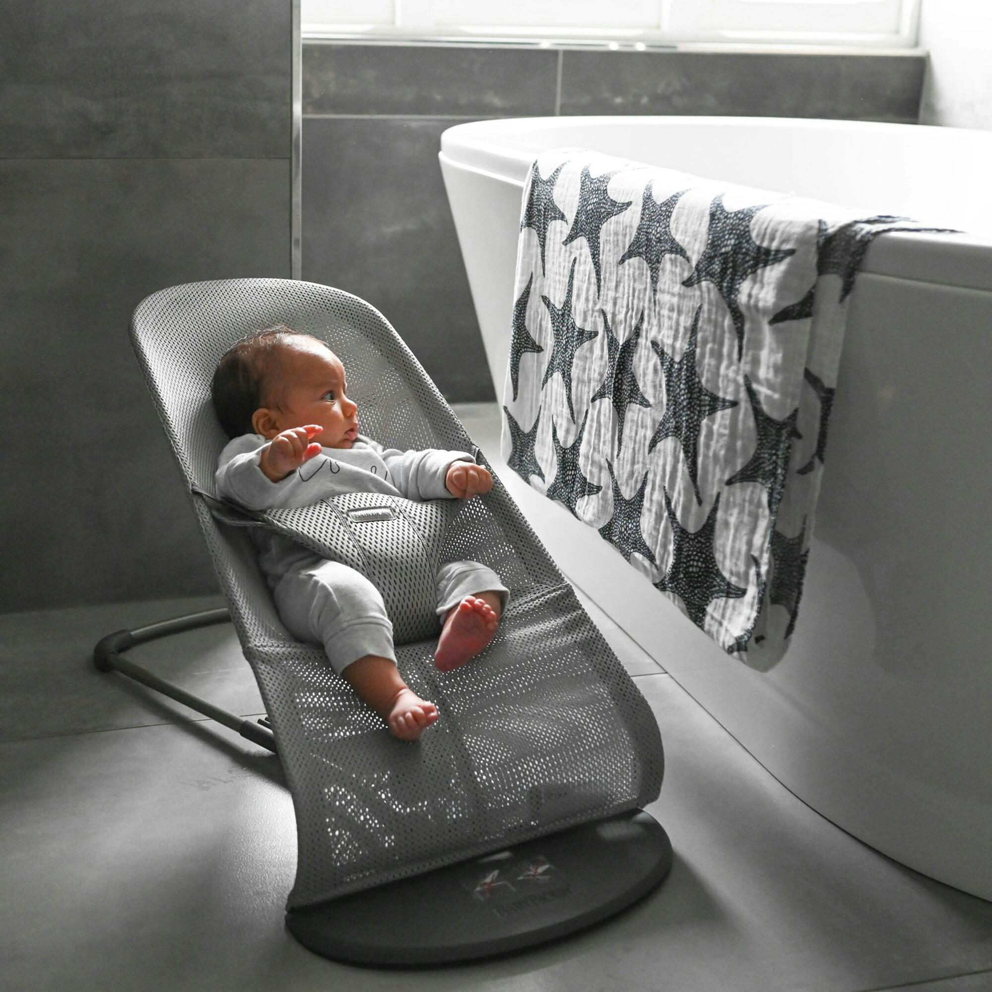 XL Starfish Print Muslin Multi-Purpose Square Blanket