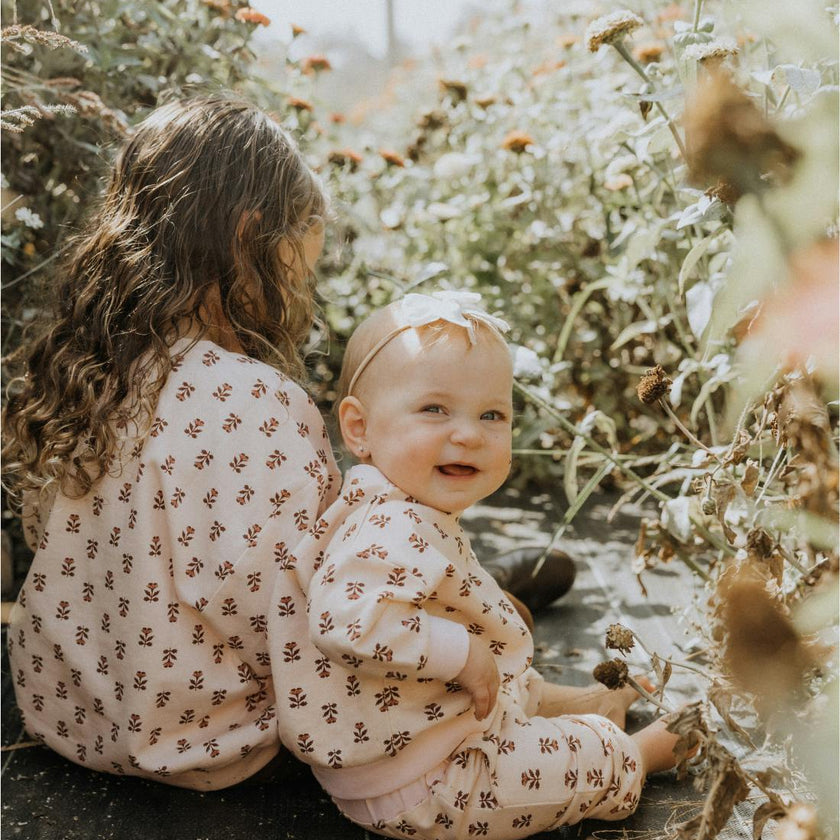 Fleece Sweatshirt in Wild Rose