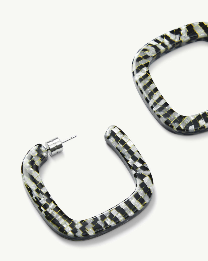 Midi Square Hoops in Perle Noir