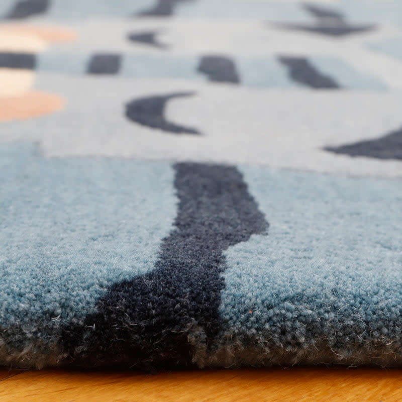 Hand-Tufted Velvet Rug