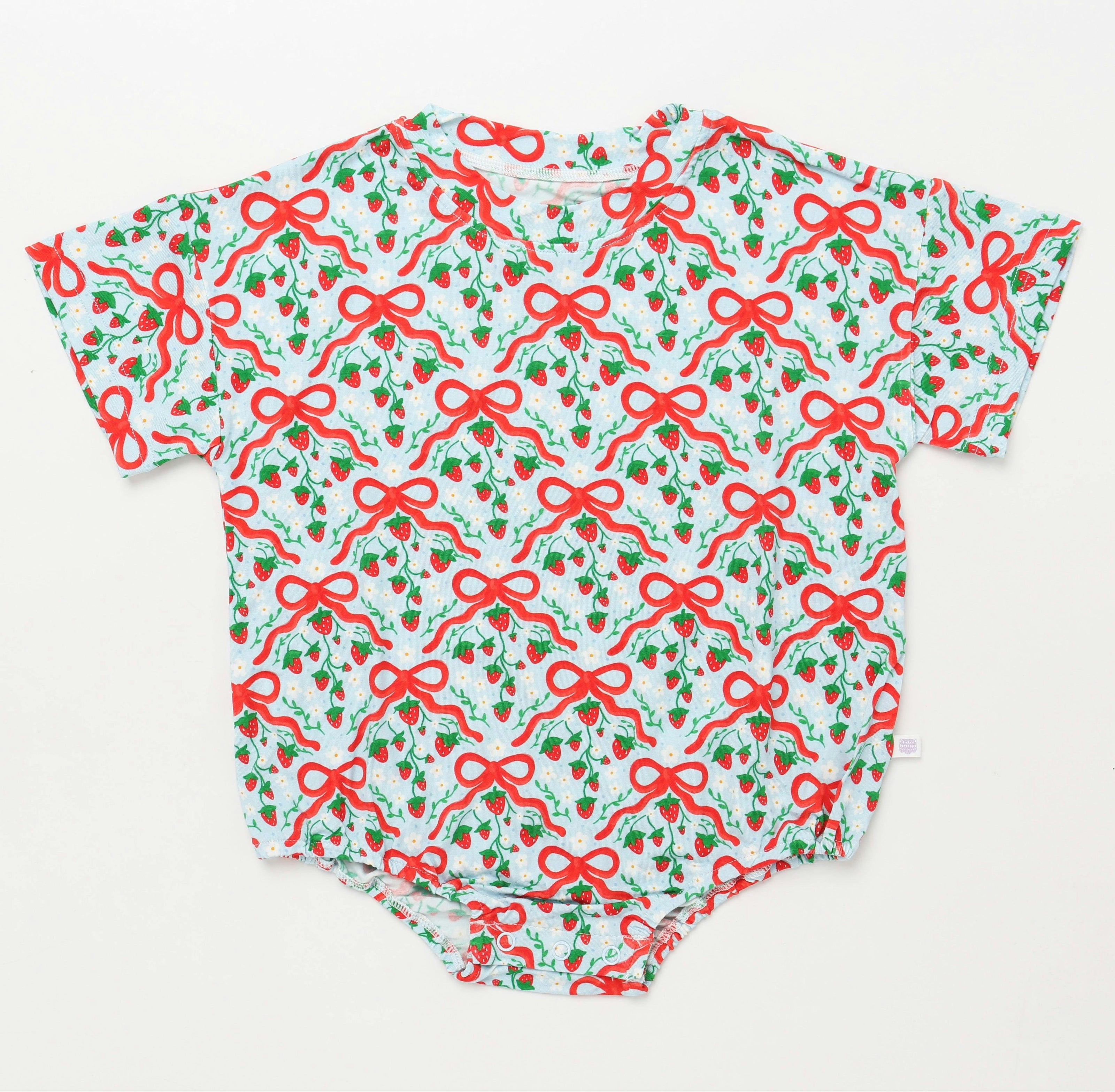 Strawberry Bows T-Shirt Bubble