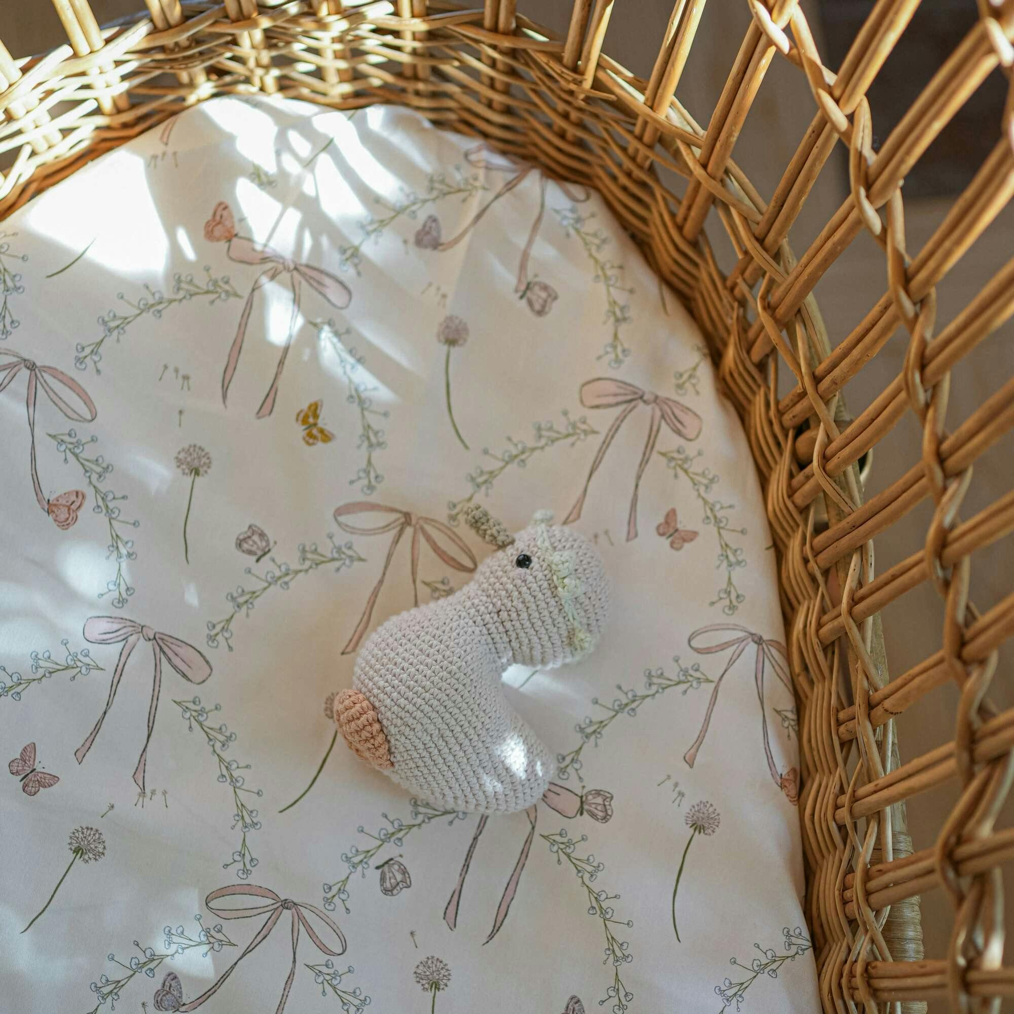 Bows & Butterfly Kisses Crib Sheet