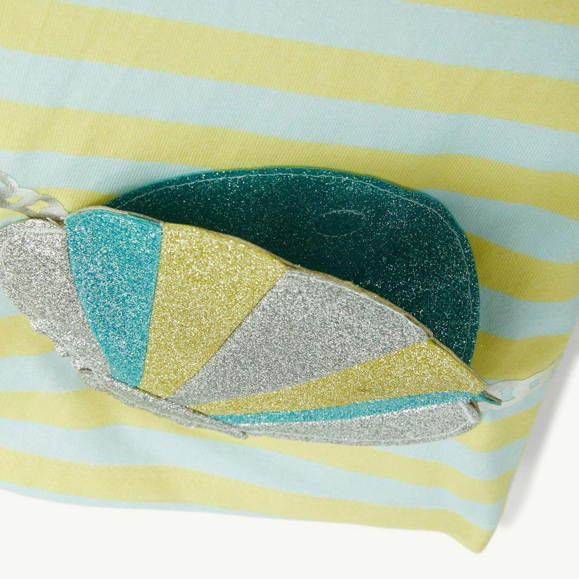 Magnetic Peek-A-Pocket T-Shirt & Shorts Set
