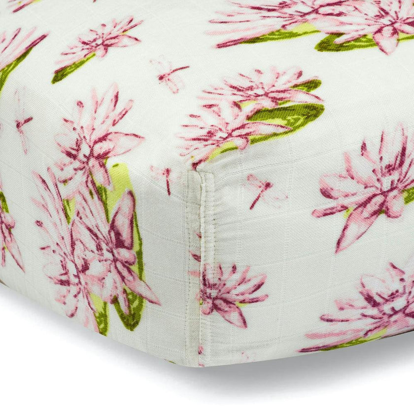 Water Lily Bamboo Muslin Fitted Crib Sheet