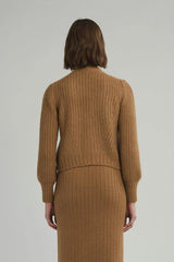 SARA CARDI | RICH CAMEL