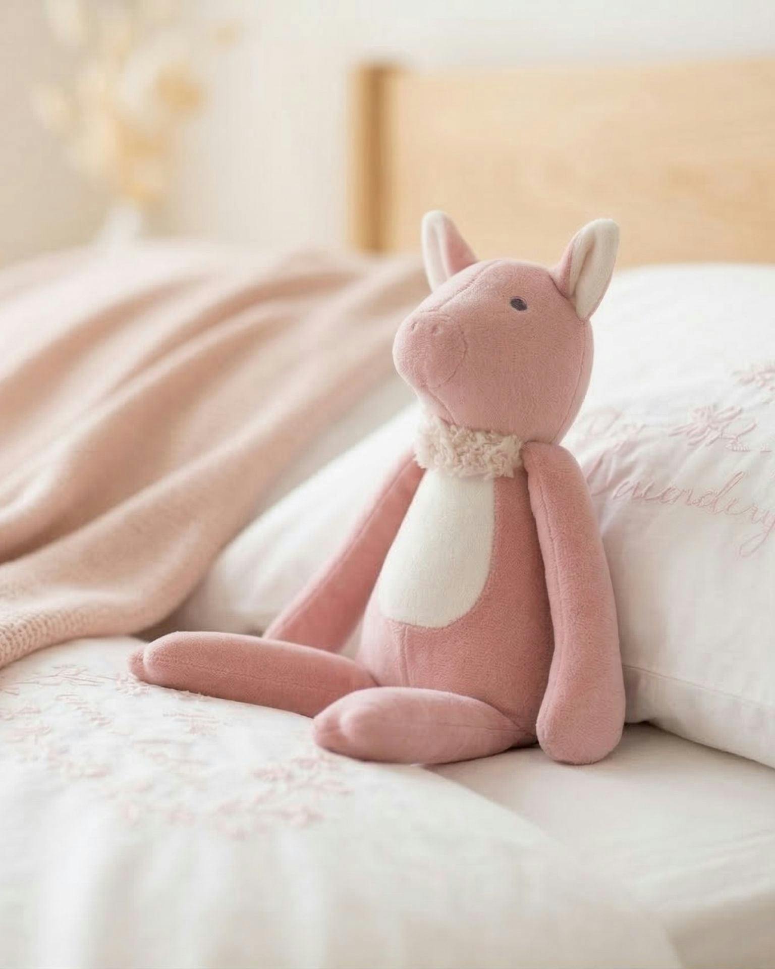 Victoire the Pig | Pamplemousse Peluches