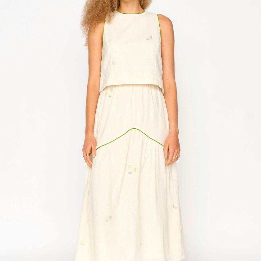 Santanyi Tank, Cream