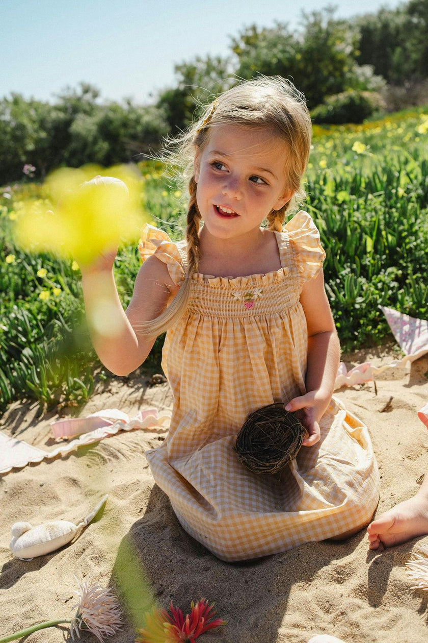Smock Flutter Dress in Yellow Gingham/Strawberry