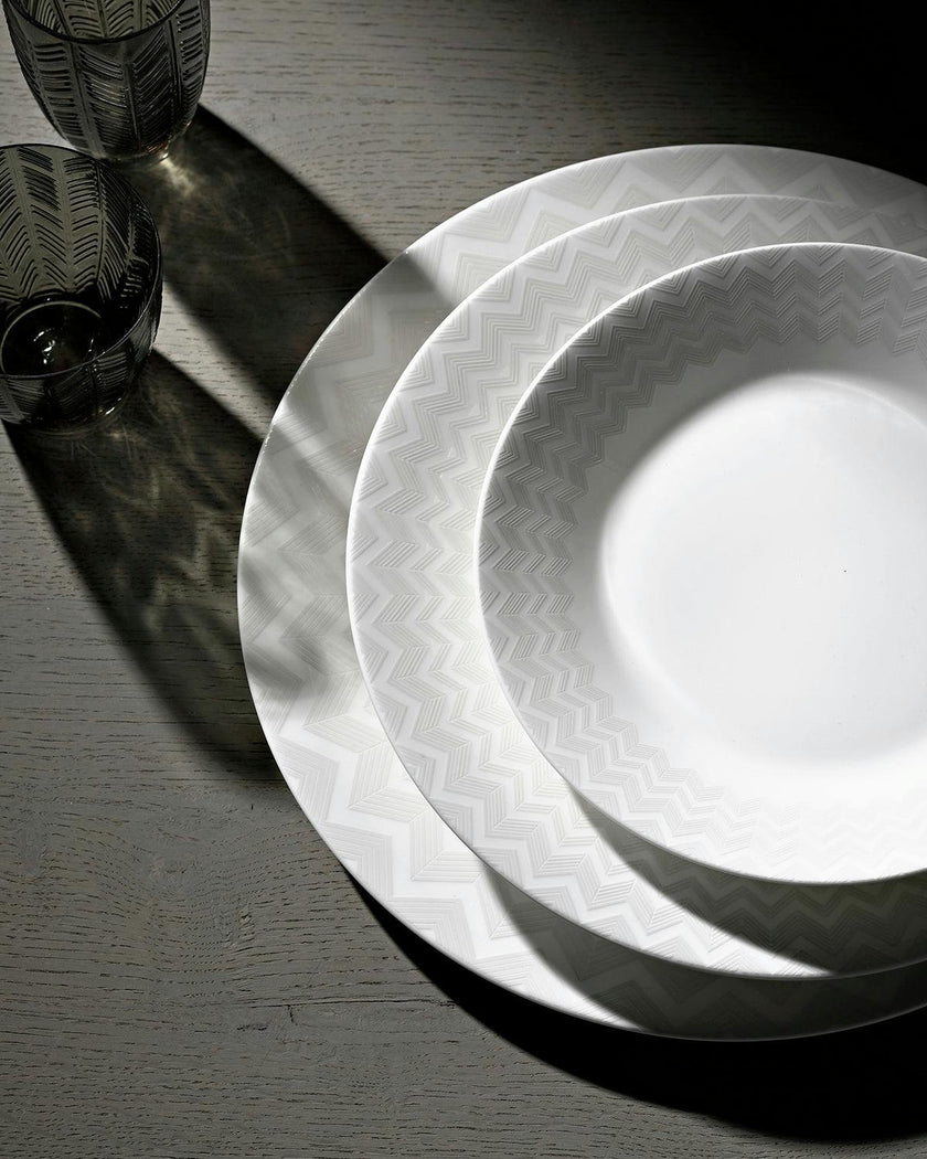 Charger Plate ZIG ZAG  White diam. 12.5"