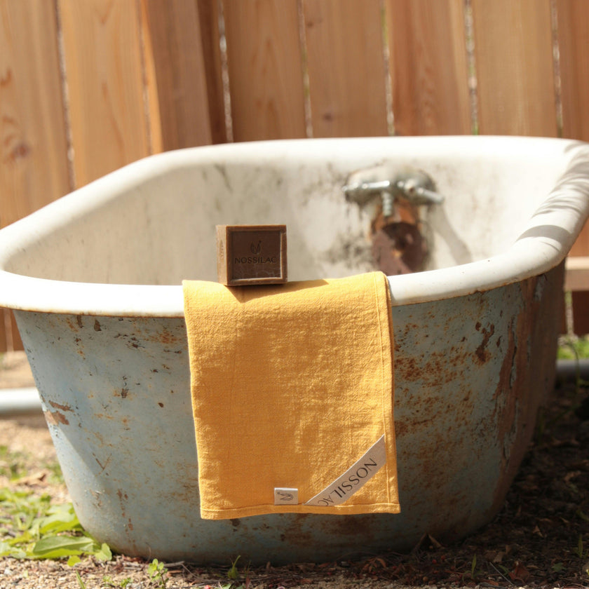 Nossilac Linen Beach/Bath Towel