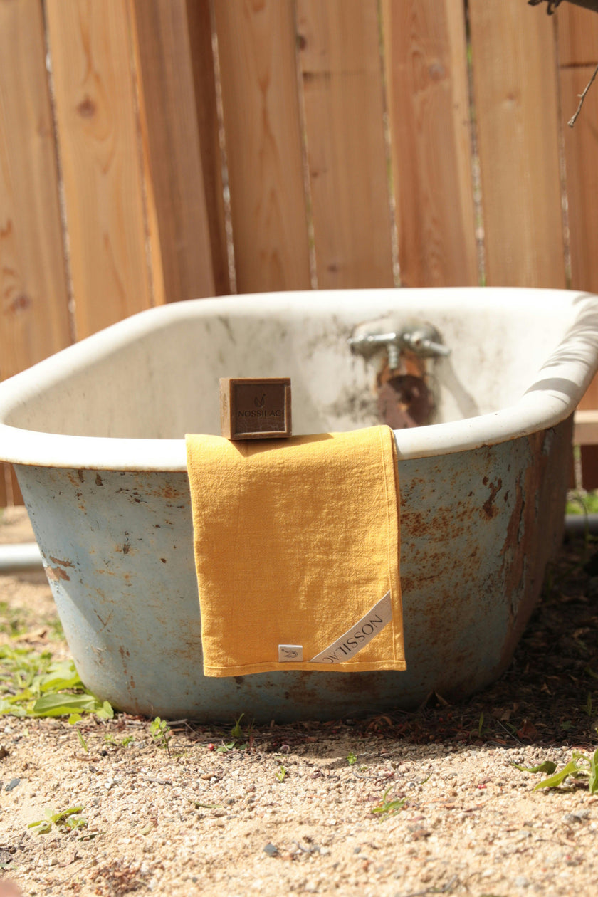 Nossilac Linen Beach/Bath Towel