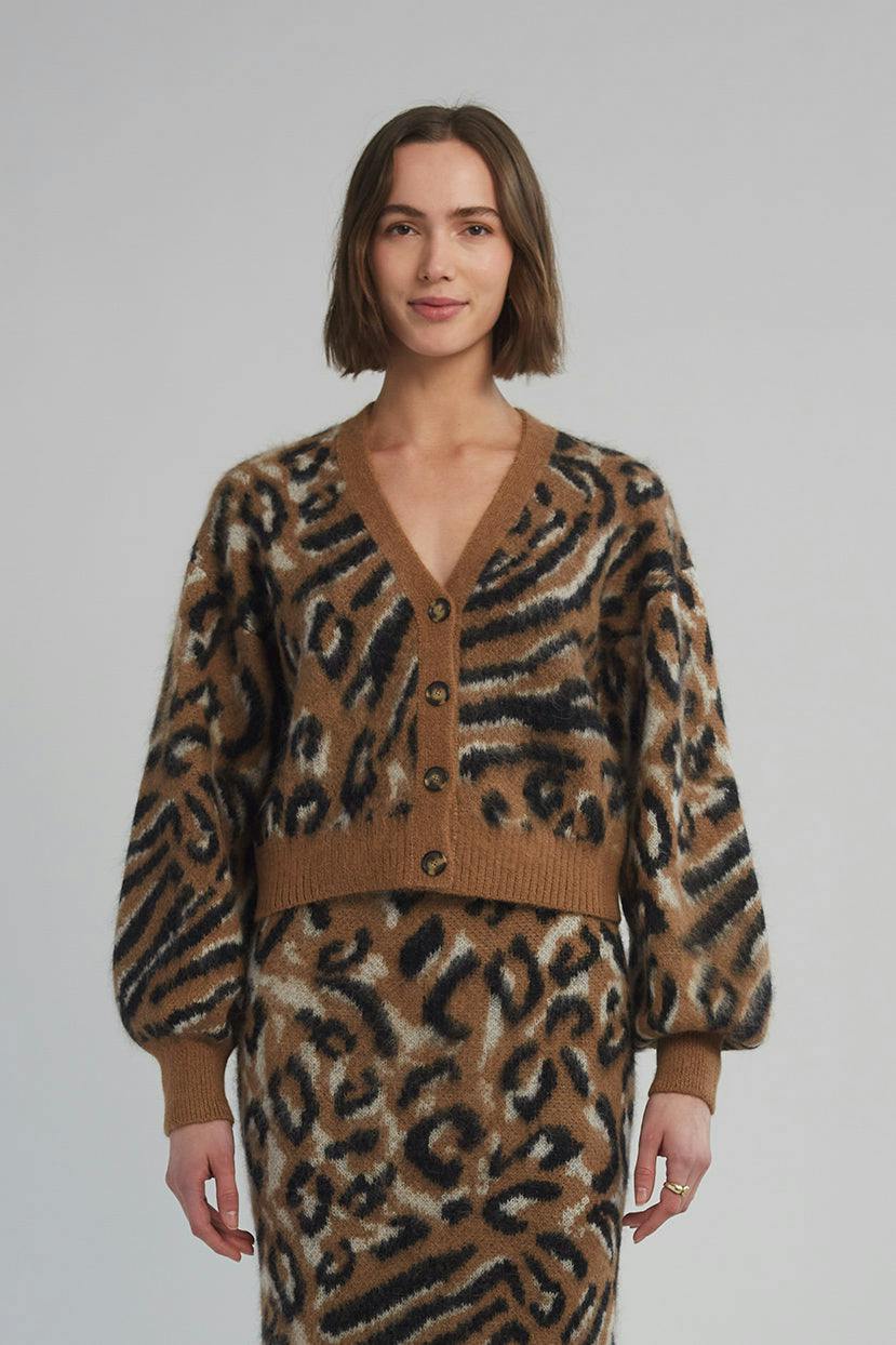 AVIANA CARDI