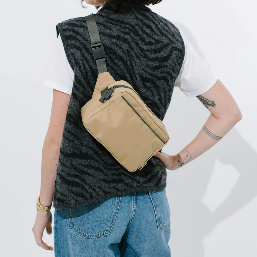 Red Rovr Joey Belt Bag - Toffee