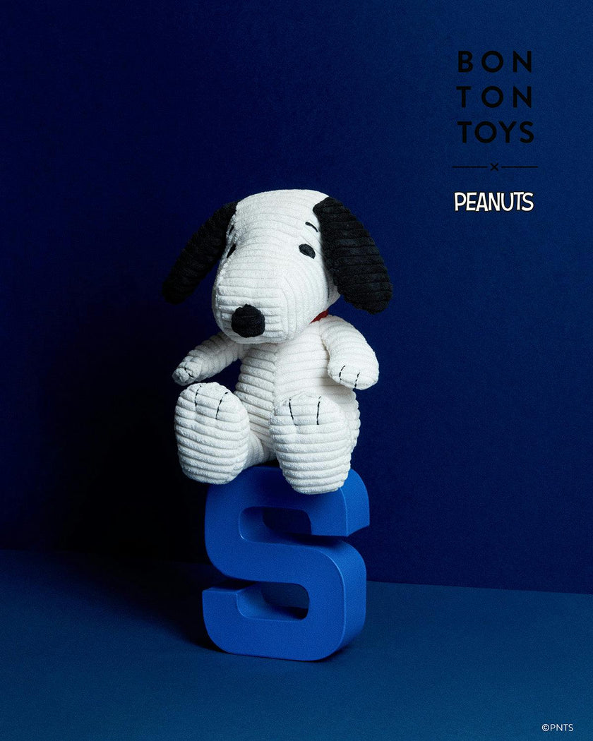 PEANUTS SNOOPY Sitting Corduroy Cream in Giftbox 11"