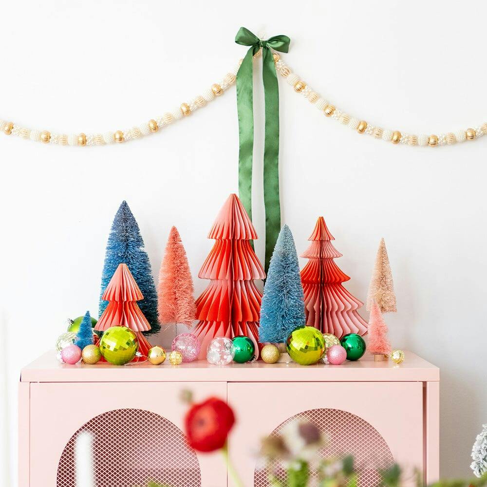 Pink & Red Christmas Tree Honeycomb Set